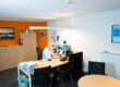 Franck au bureau de Fisco Centre dans le Hainaut